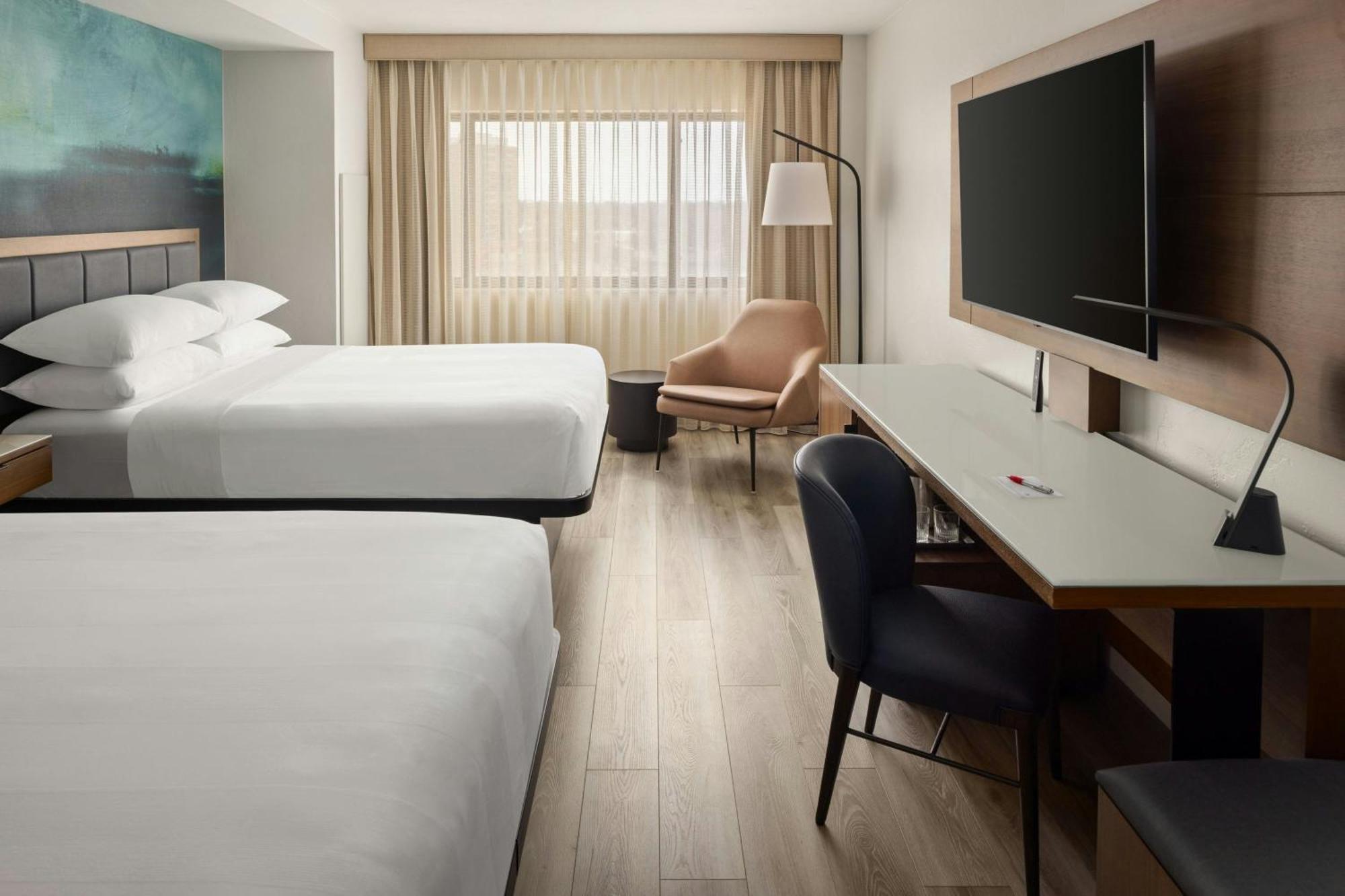 Oshkosh Marriott Waterfront Hotel & Convention Center מראה חיצוני תמונה